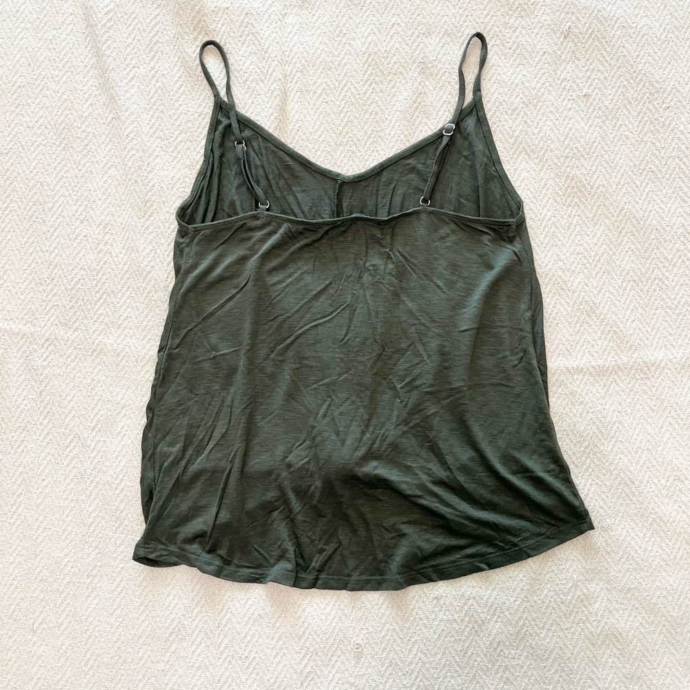 Camisoles bundle - Picture 5 of 9